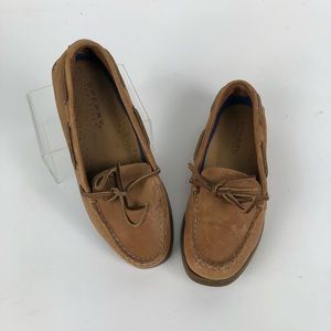 Sperry’s original boat shoes